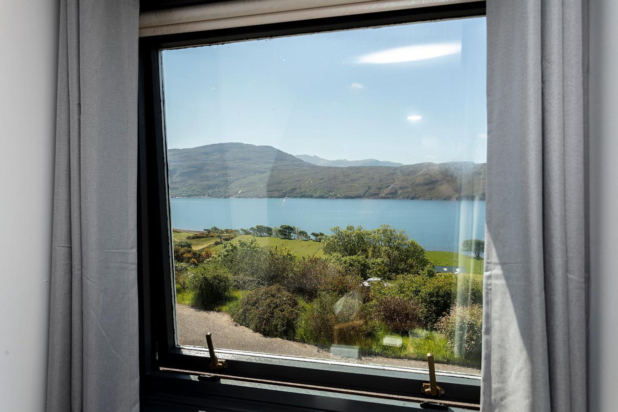 Lochbroom Lodge Ullapool Esterno foto