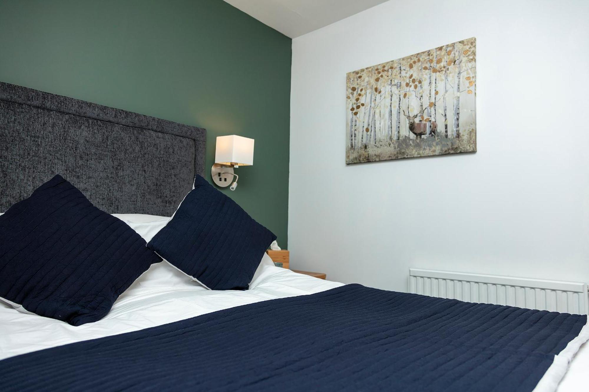 Lochbroom Lodge Ullapool Esterno foto