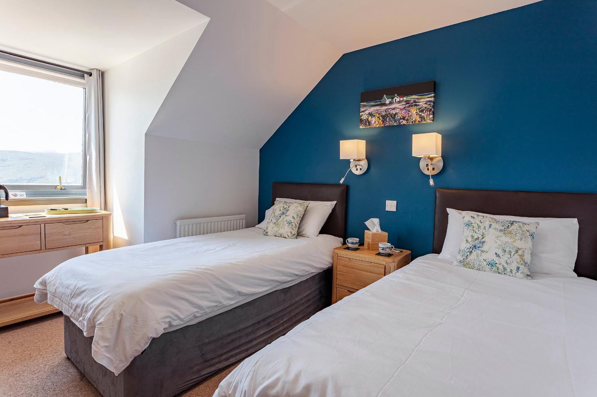Lochbroom Lodge Ullapool Esterno foto