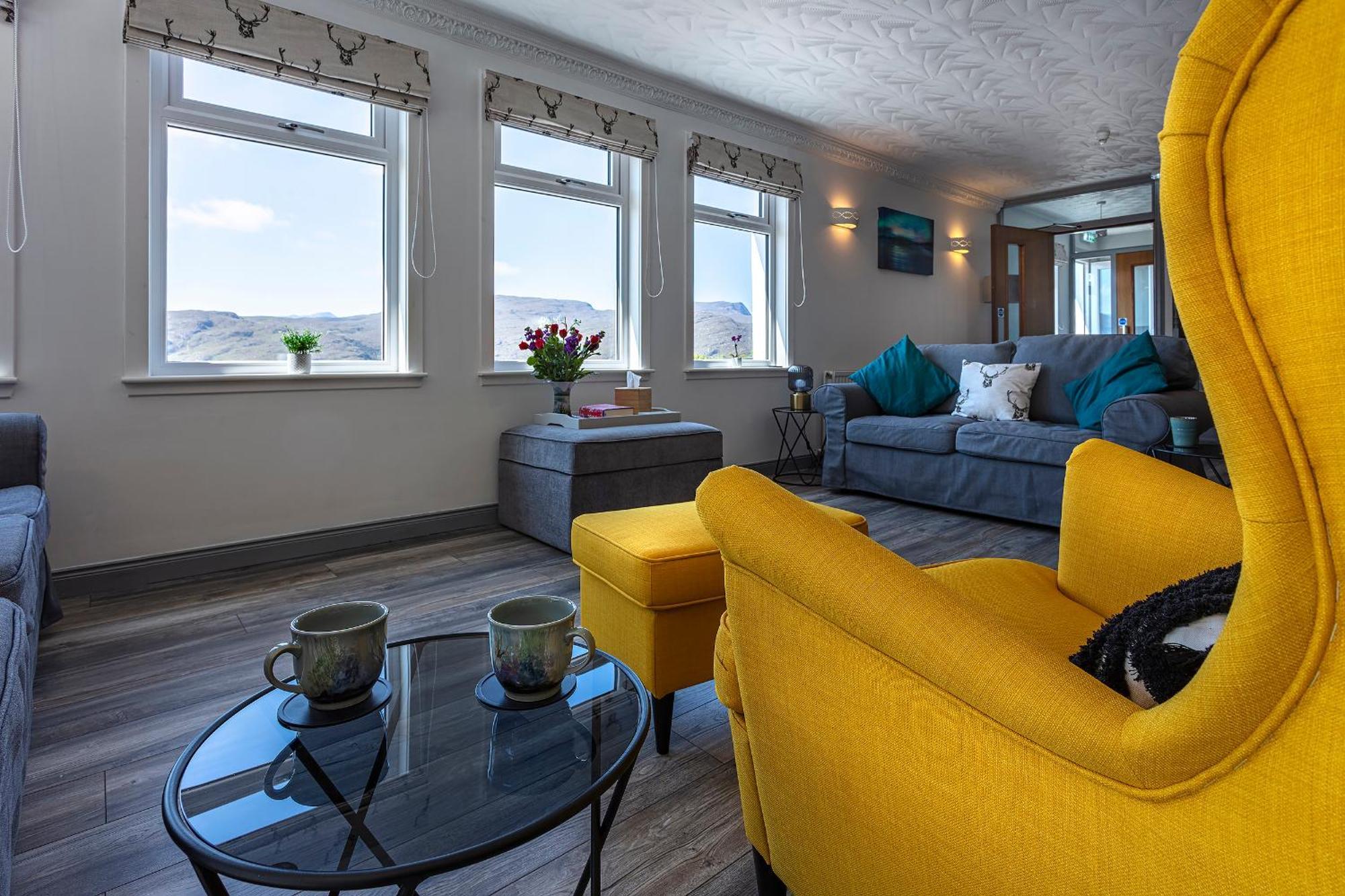 Lochbroom Lodge Ullapool Esterno foto